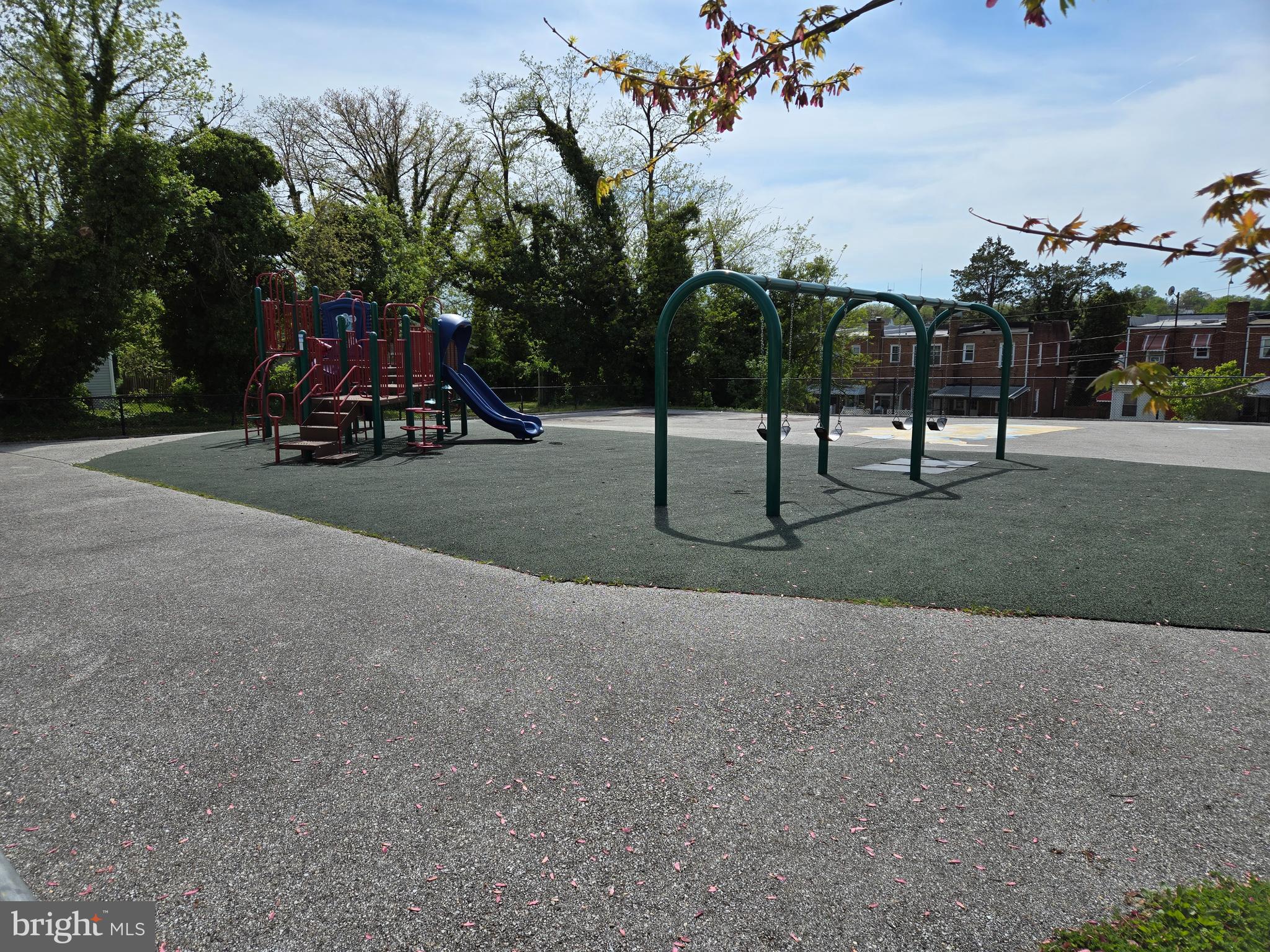 4727 Kimberleigh Road Baltimore, MD 21212 - Photo 38 of 46 Play Ground