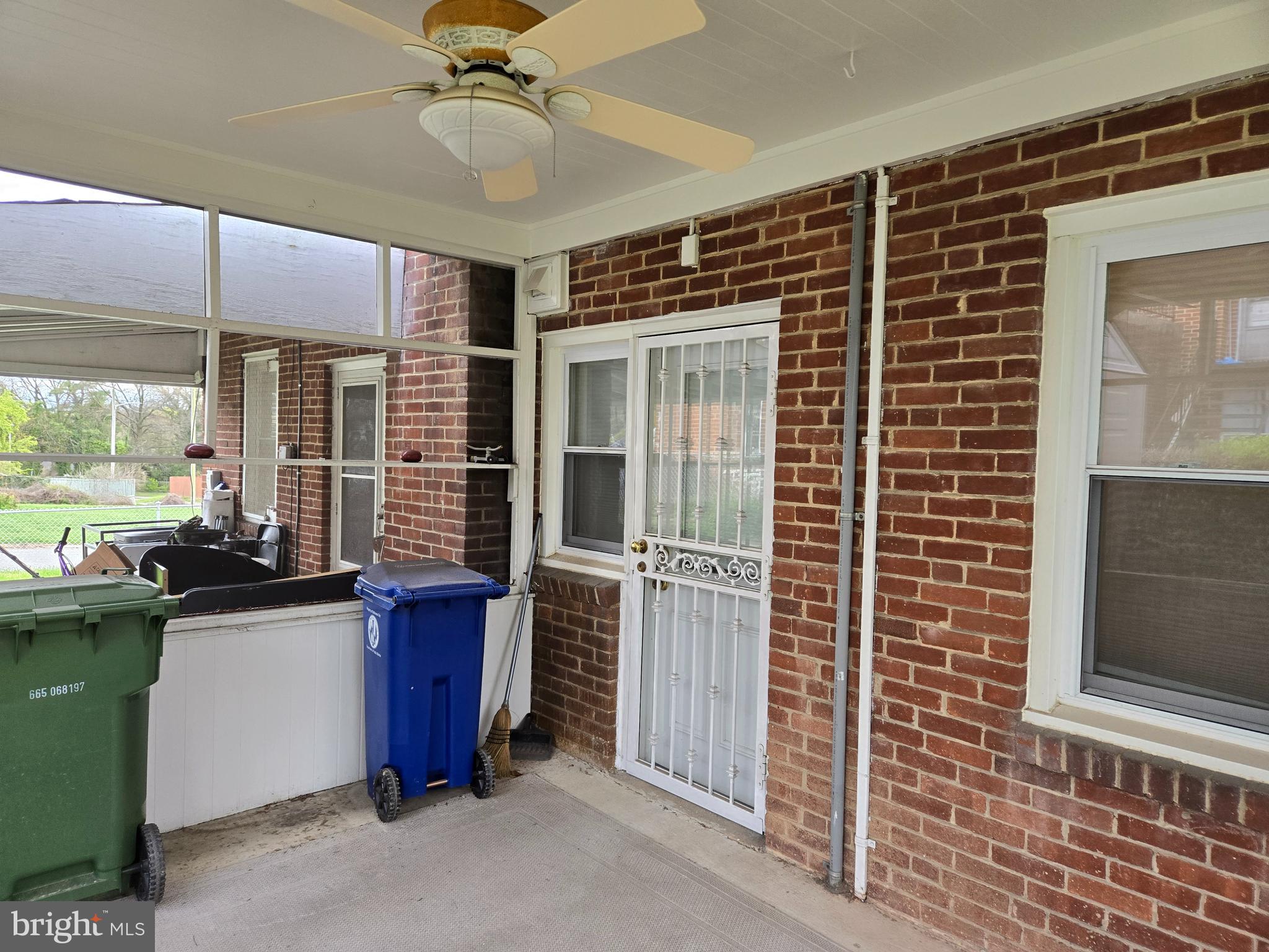 4727 Kimberleigh Road Baltimore, MD 21212 - Photo 44 of 46 Back Porch