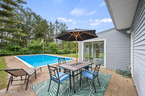 $374,000 | 17 Sunnyside Drive, Dalton, MA 01226