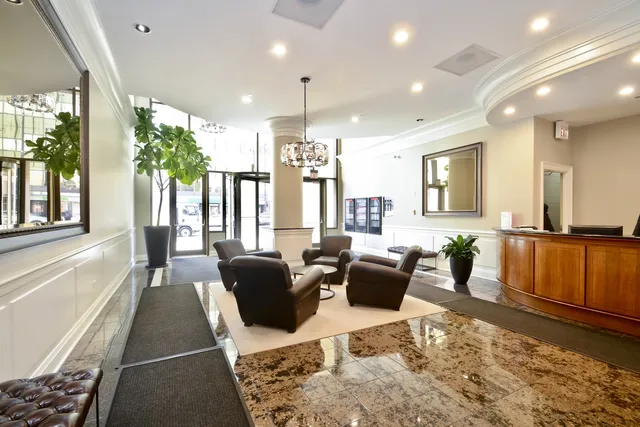 $2,200 | 630 North State Street, Unit 1807, Chicago, IL 60654