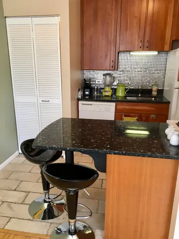 $2,200 | 630 North State Street, Unit 1807, Chicago, IL 60654