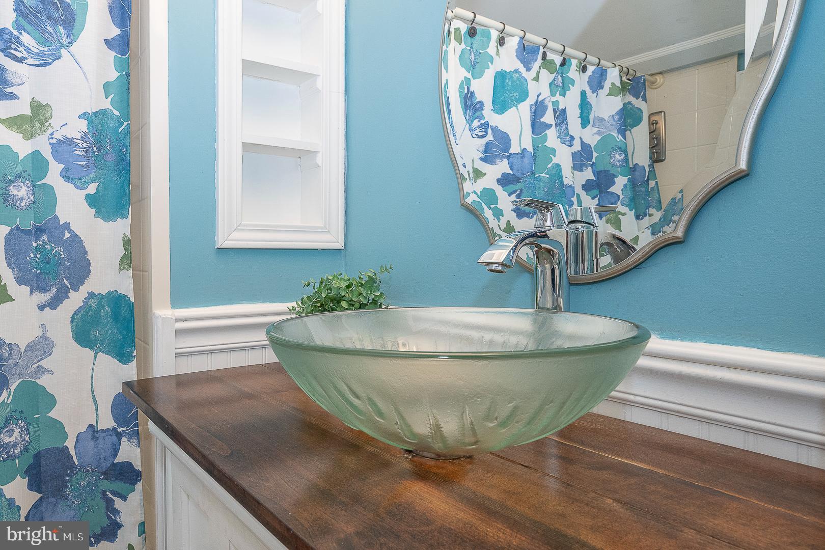 1016 Old Lancaster Road Berwyn, PA 19312 - Photo 24 of 34 Full bath