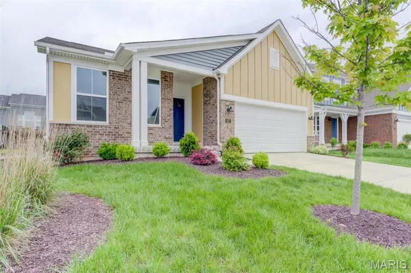 $469,900 | 327 Dalriada Boulevard, O'Fallon, MO 63368