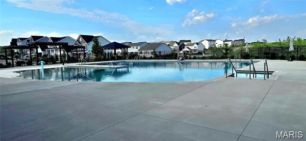 $469,900 | 327 Dalriada Boulevard, O'Fallon, MO 63368