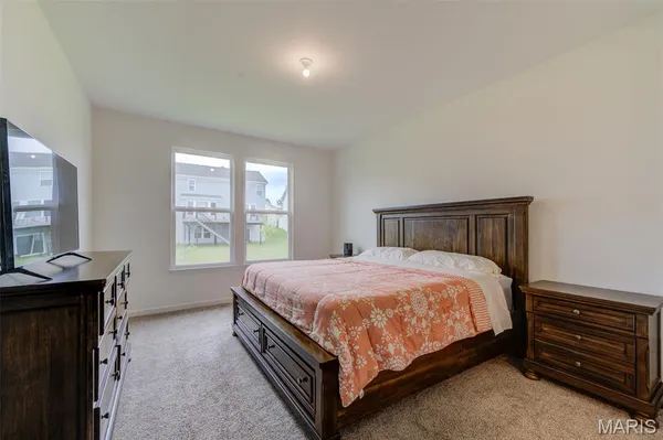 $469,900 | 327 Dalriada Boulevard, O'Fallon, MO 63368