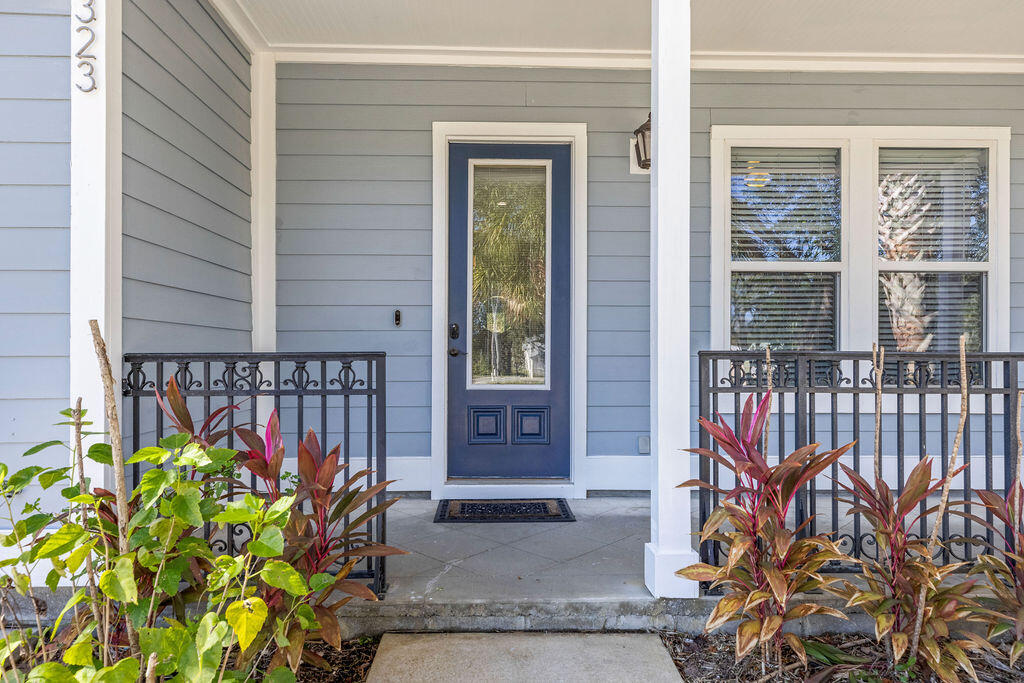 323 Main Street Destin, FL 32541 - Photo 6 of 43