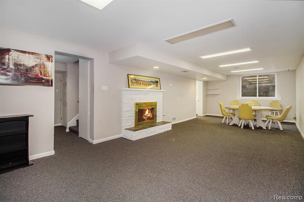 18281 Riverside Drive Beverly Hills, MI 48025 - Photo 22 of 26