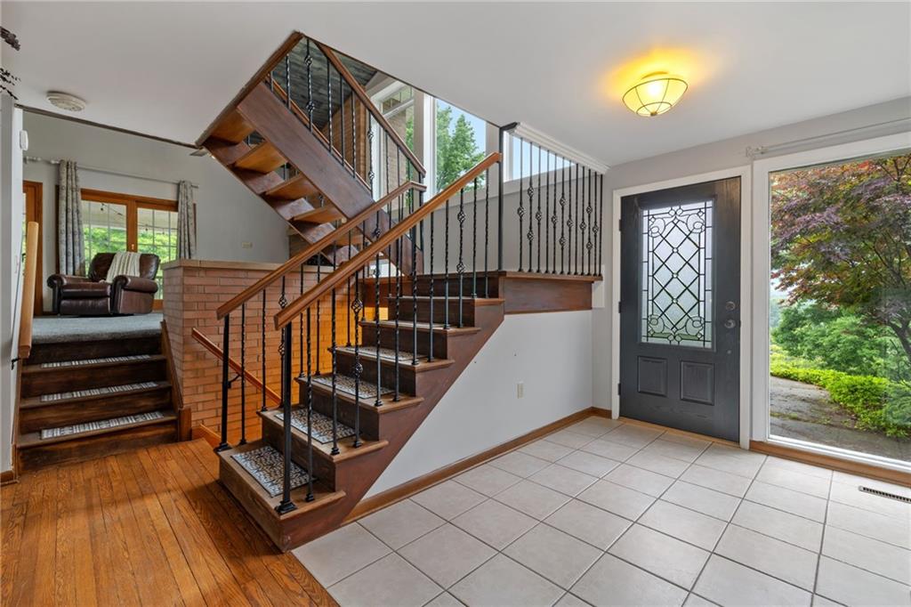 9610 Fox Road Pittsburgh, PA 15237 - Photo 7 of 47
