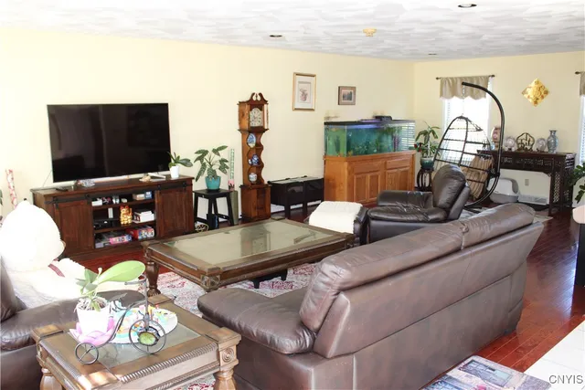 $650,000 | 1 Higby Hills Drive, New Hartford, NY 13413