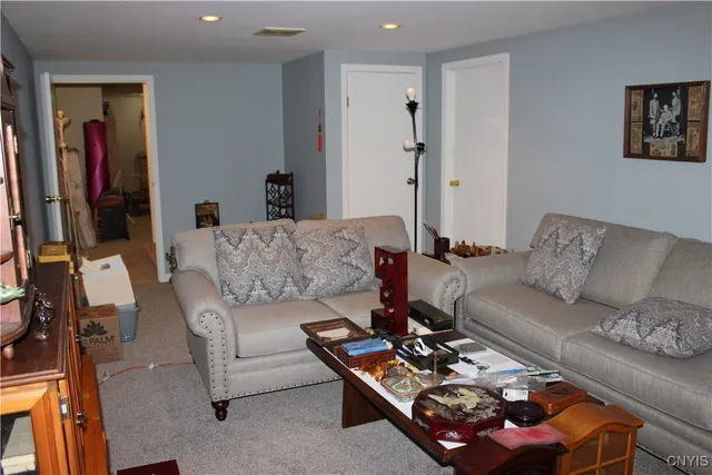 $650,000 | 1 Higby Hills Drive, New Hartford, NY 13413