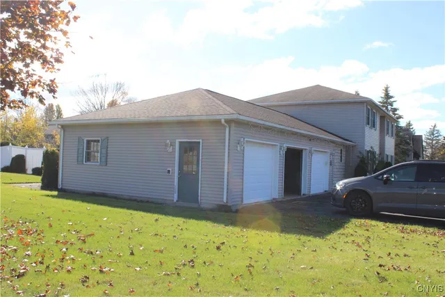 $650,000 | 1 Higby Hills Drive, New Hartford, NY 13413