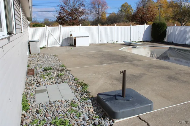 $650,000 | 1 Higby Hills Drive, New Hartford, NY 13413