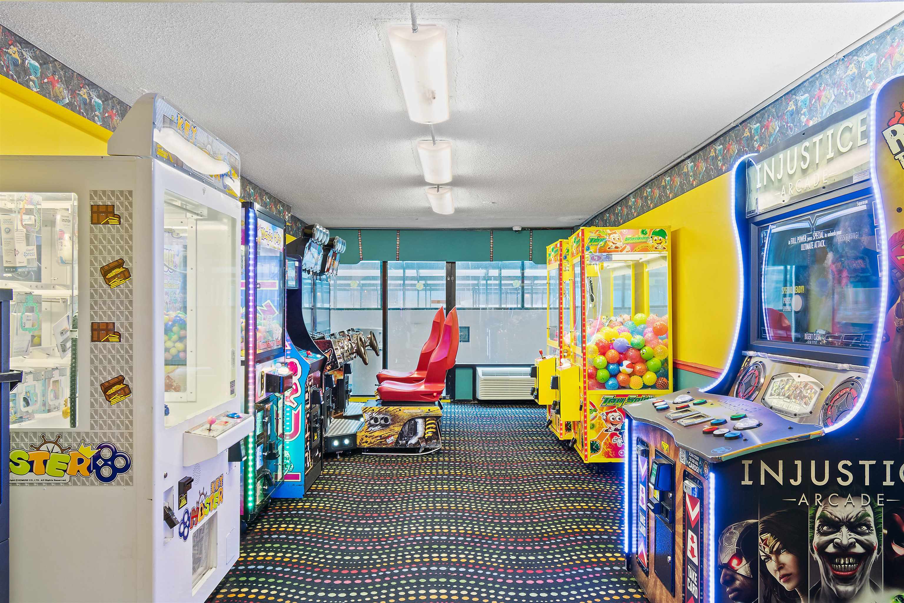 1501 South Ocean Boulevard, Unit 1237 Myrtle Beach, SC 29577 - Photo 38 of 40 Recreation room with a textured ceiling