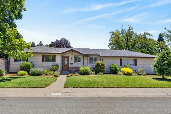 $575,000 | 3220 Greenwood Avenue, Sacramento, CA 95821