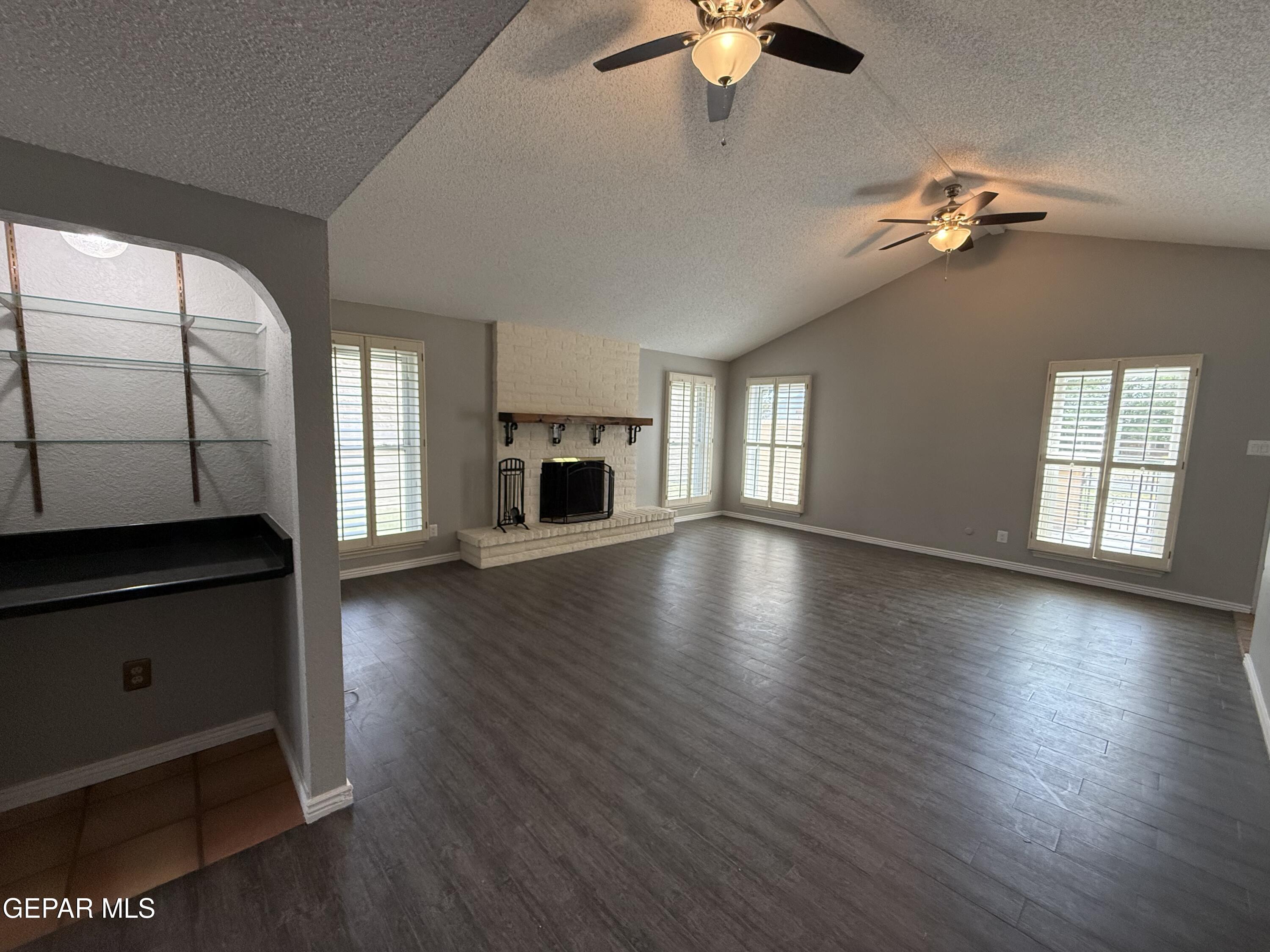 108 North Trevino Road Santa Teresa, NM 88008 - Photo 3 of 26 great room