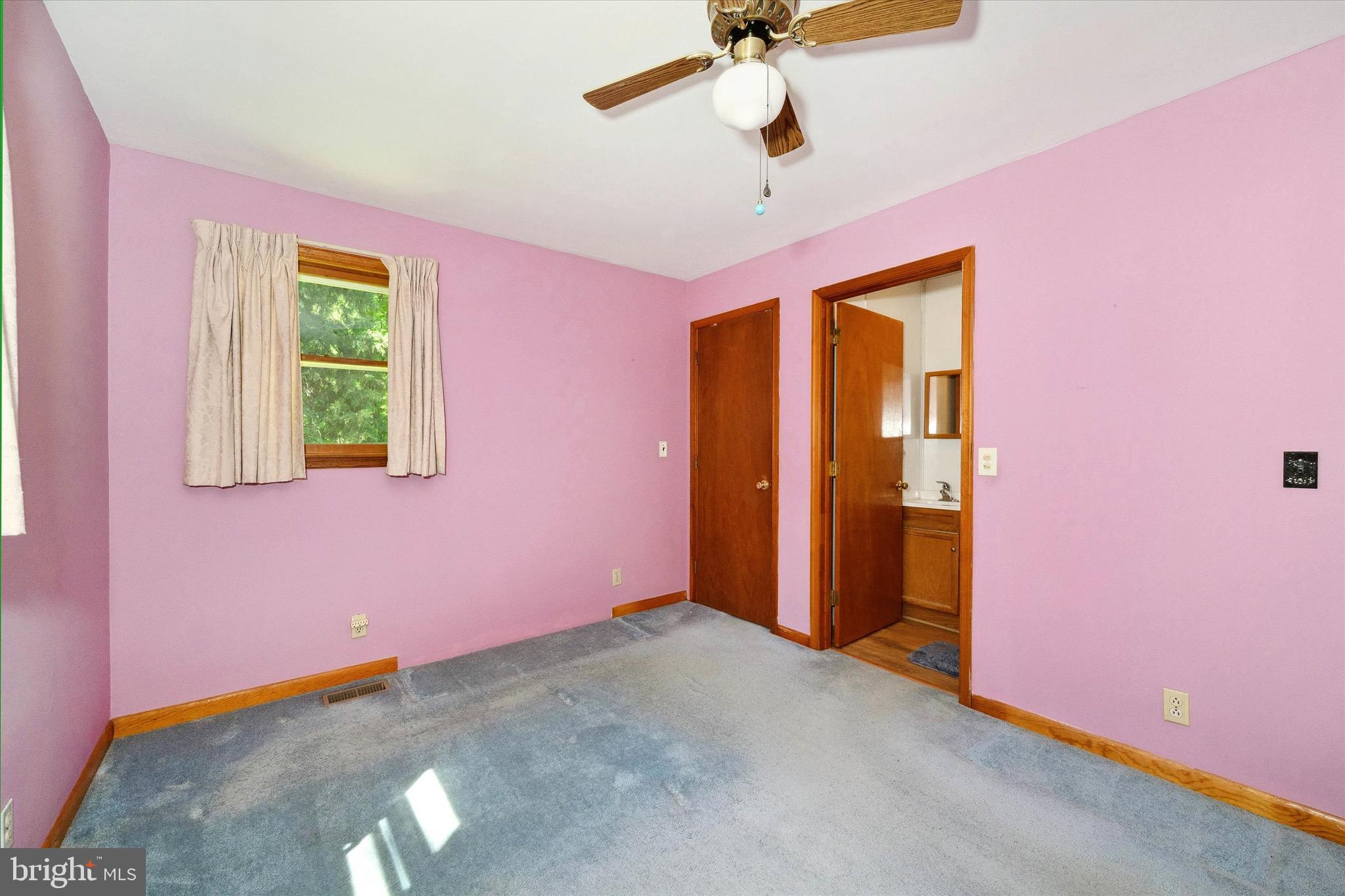 197-199 Pine Tree Road Townsend, DE 19734 - Photo 40 of 62 a view of an empty room with a window