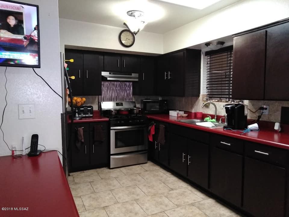 387 Placita Baca Rio Rico, AZ 85648 - Photo 7 of 20