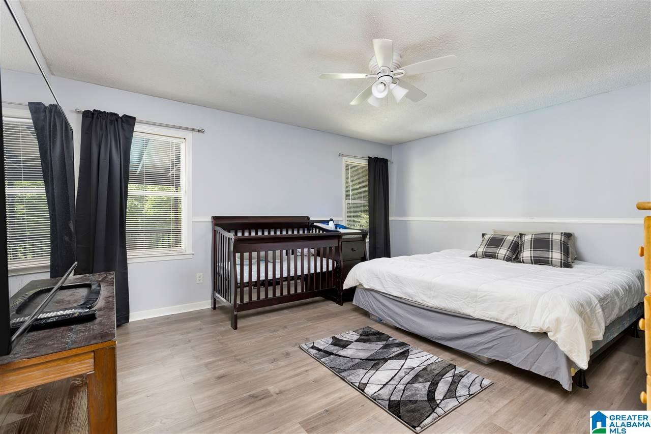 805 Round Hill Road Pelham, AL 35124 - Photo 16 of 29
