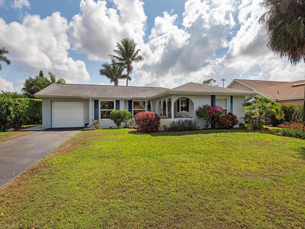 86 Valley Stream Lane Naples, FL 34113 - Photo 1 of 12 Gallery Image 1