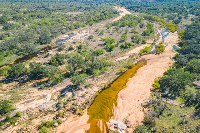 $7,538,400 | 1263 County Road 102, Llano, TX 78643