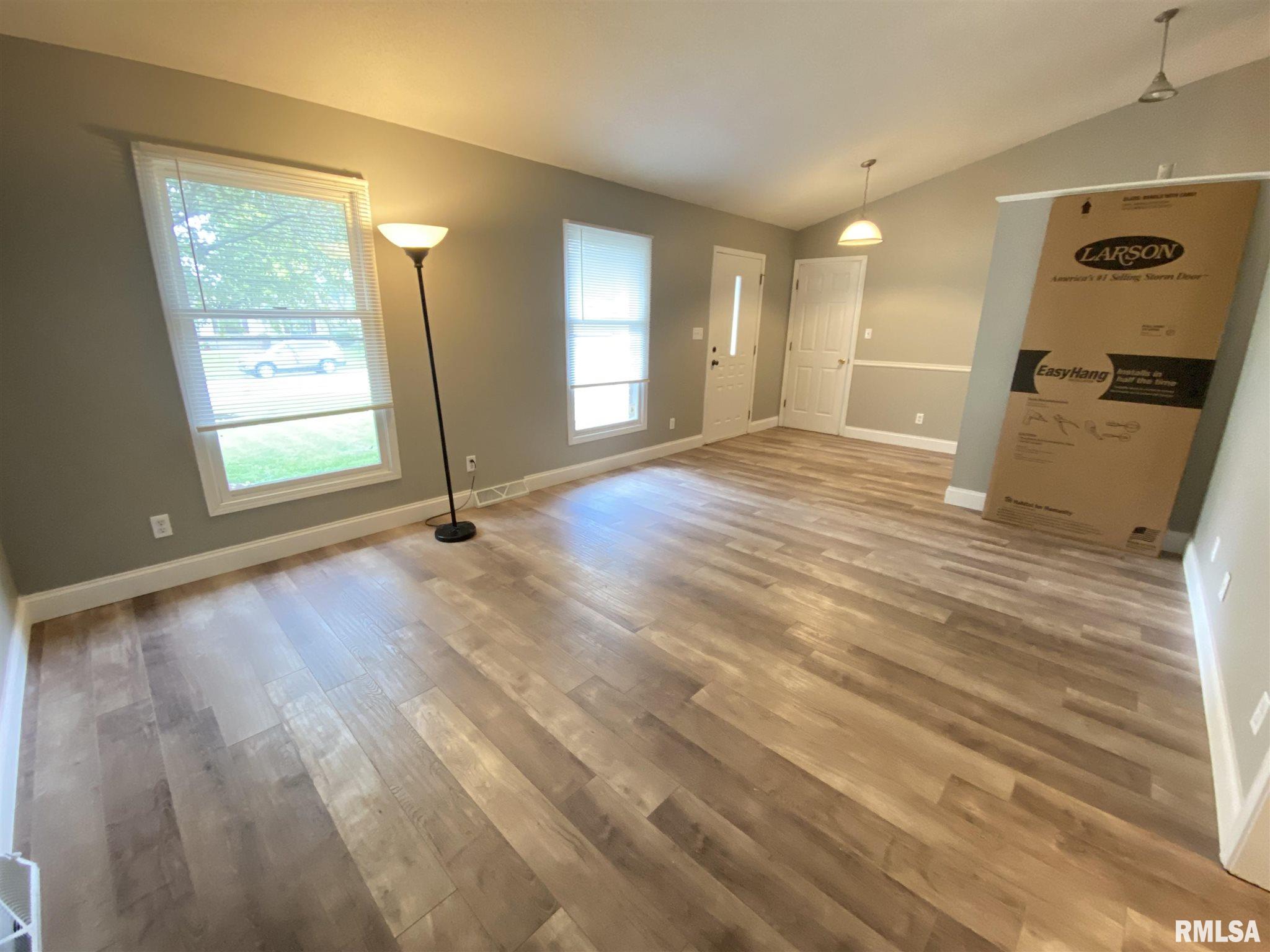 3104 Angelo Street Springfield, IL 62707 - Photo 3 of 17