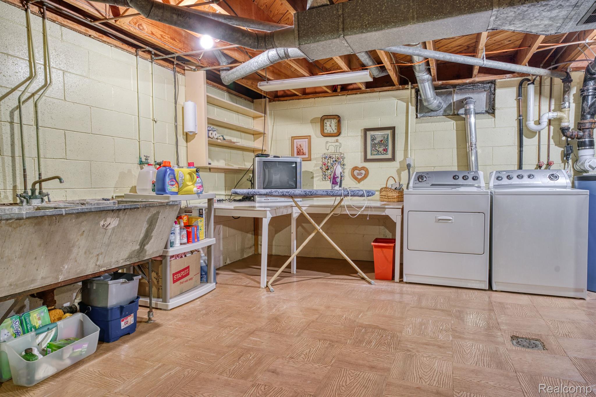 7900 Sharpe Road Fowlerville, MI 48836 - Photo 36 of 42 Gallery Image 36