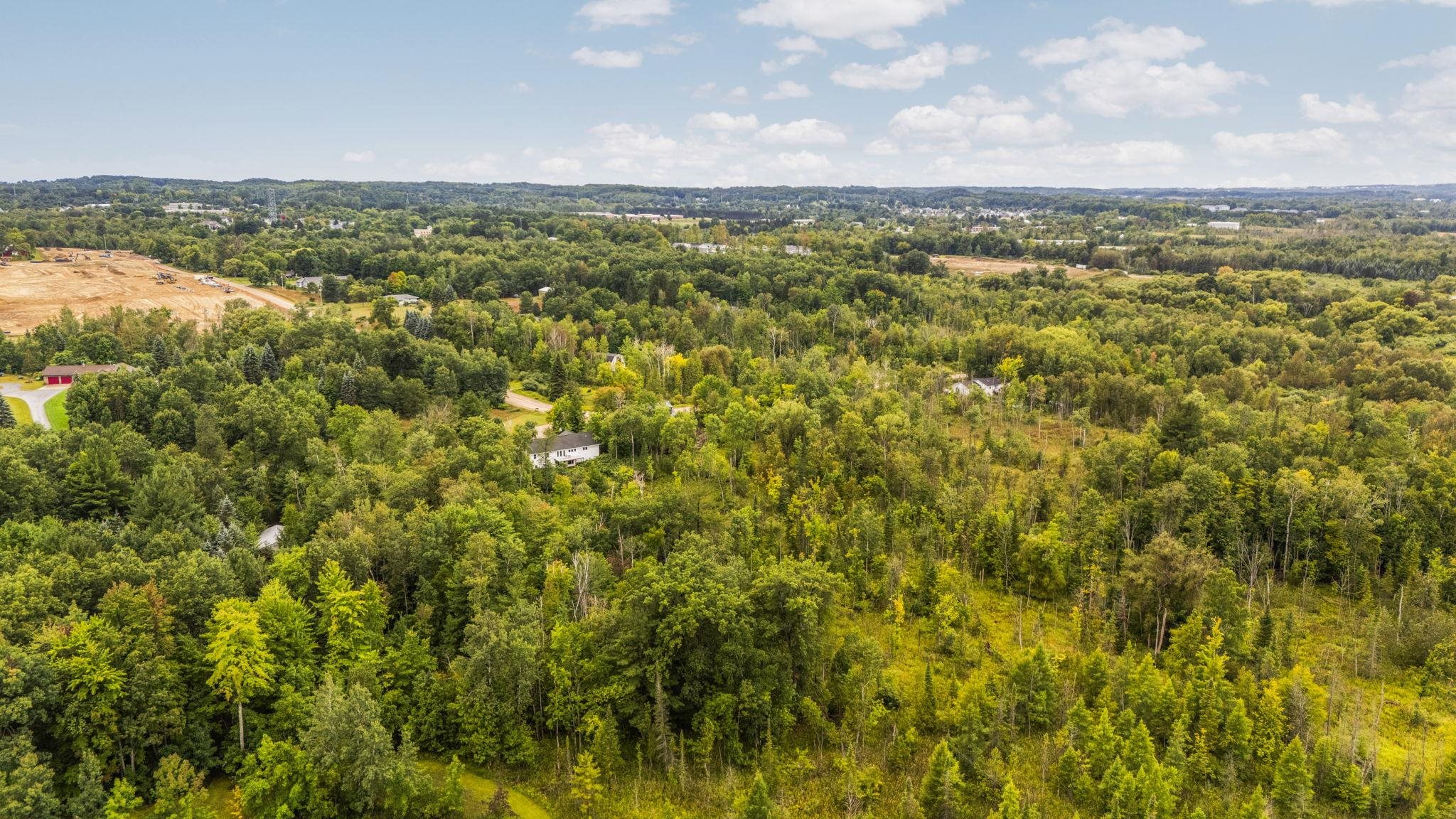 1719 Vanderlip Road Traverse City, MI 49686 - Photo 51 of 55 Gallery Image 51