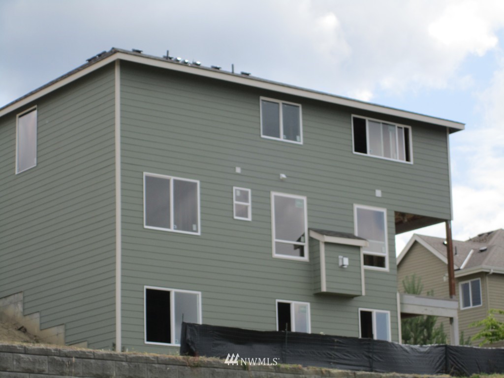 3615 Mill Place South Renton, WA 98055 - Photo 2 of 14 Gallery Image 2