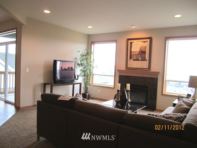 3615 Mill Place South Renton, WA 98055 - Photo 11 of 14 Gallery Image 11