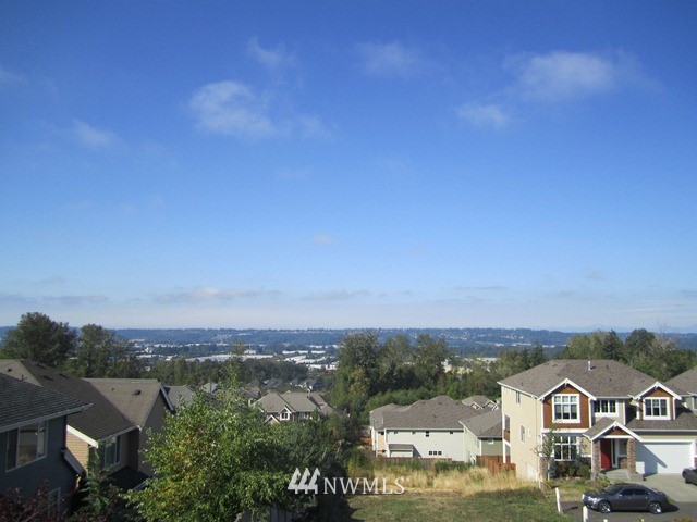 3615 Mill Place South Renton, WA 98055 - Photo 4 of 14 Gallery Image 4