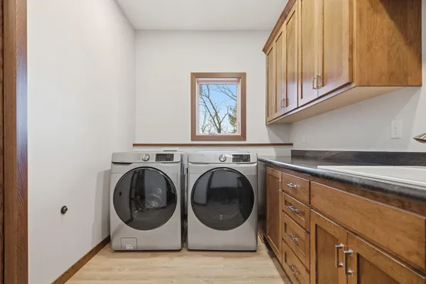 $979,900 | 18465 North Lake Lane, Pine City, MN 55063