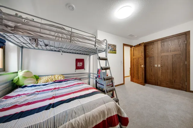 $979,900 | 18465 North Lake Lane, Pine City, MN 55063