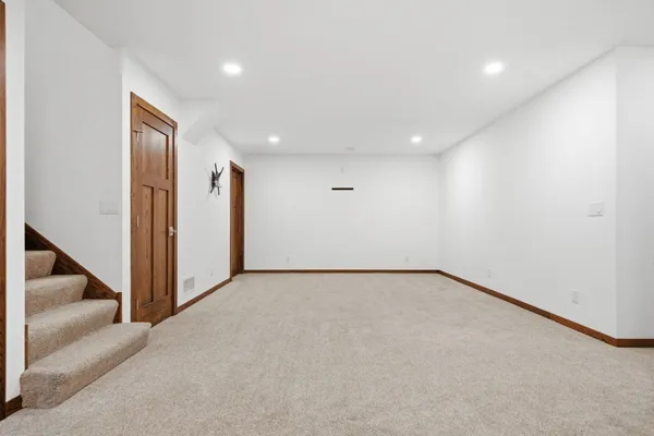 $979,900 | 18465 North Lake Lane, Pine City, MN 55063