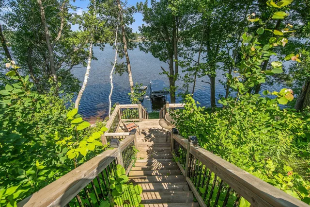 $979,900 | 18465 North Lake Lane, Pine City, MN 55063