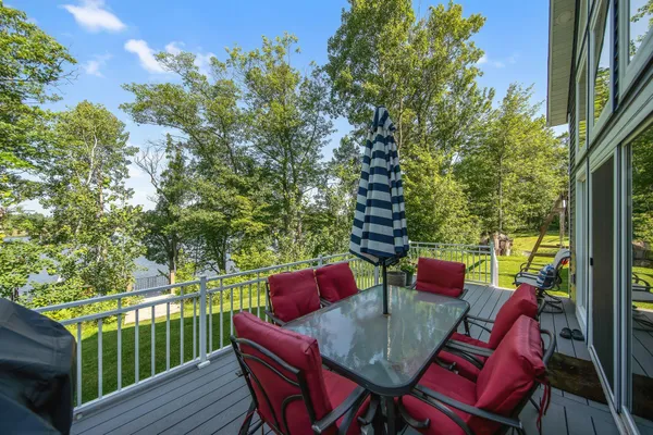 $979,900 | 18465 North Lake Lane, Pine City, MN 55063