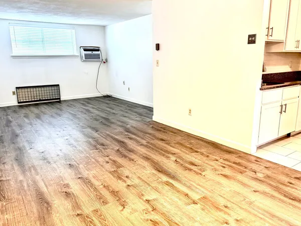 $2,400 | 395 Revere Beach Parkway, Unit 1B, Revere, MA 02151