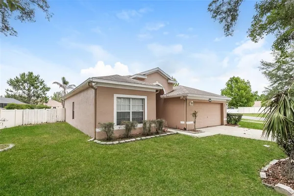 $369,900 | 814 Coade Stone Drive, Seffner, FL 33584