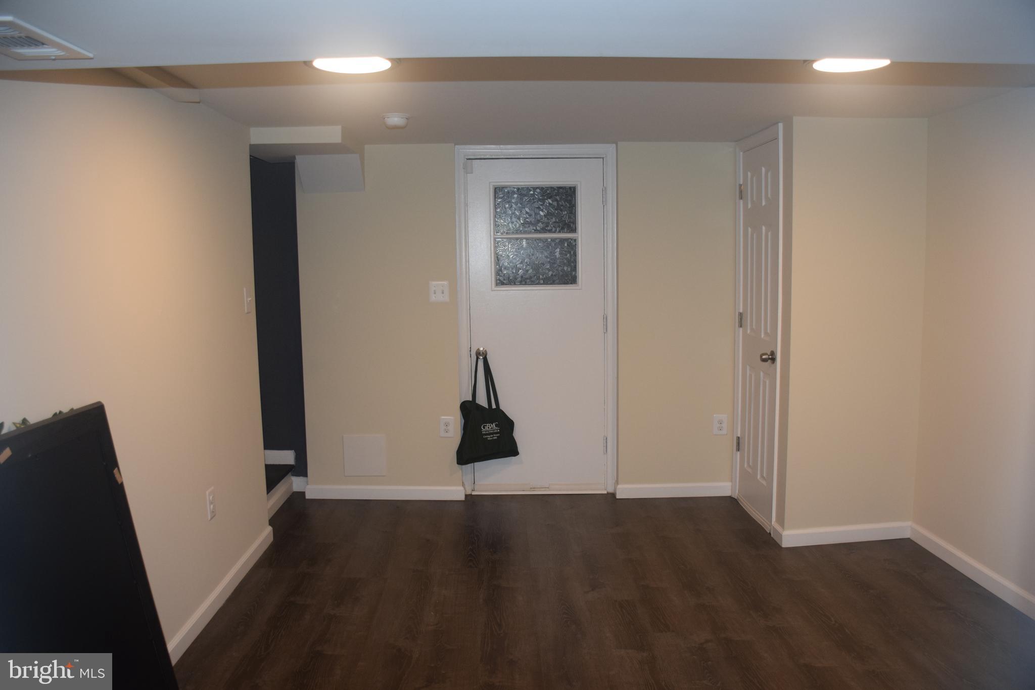 6229 Catalpha Road Baltimore, MD 21214 - Photo 19 of 37