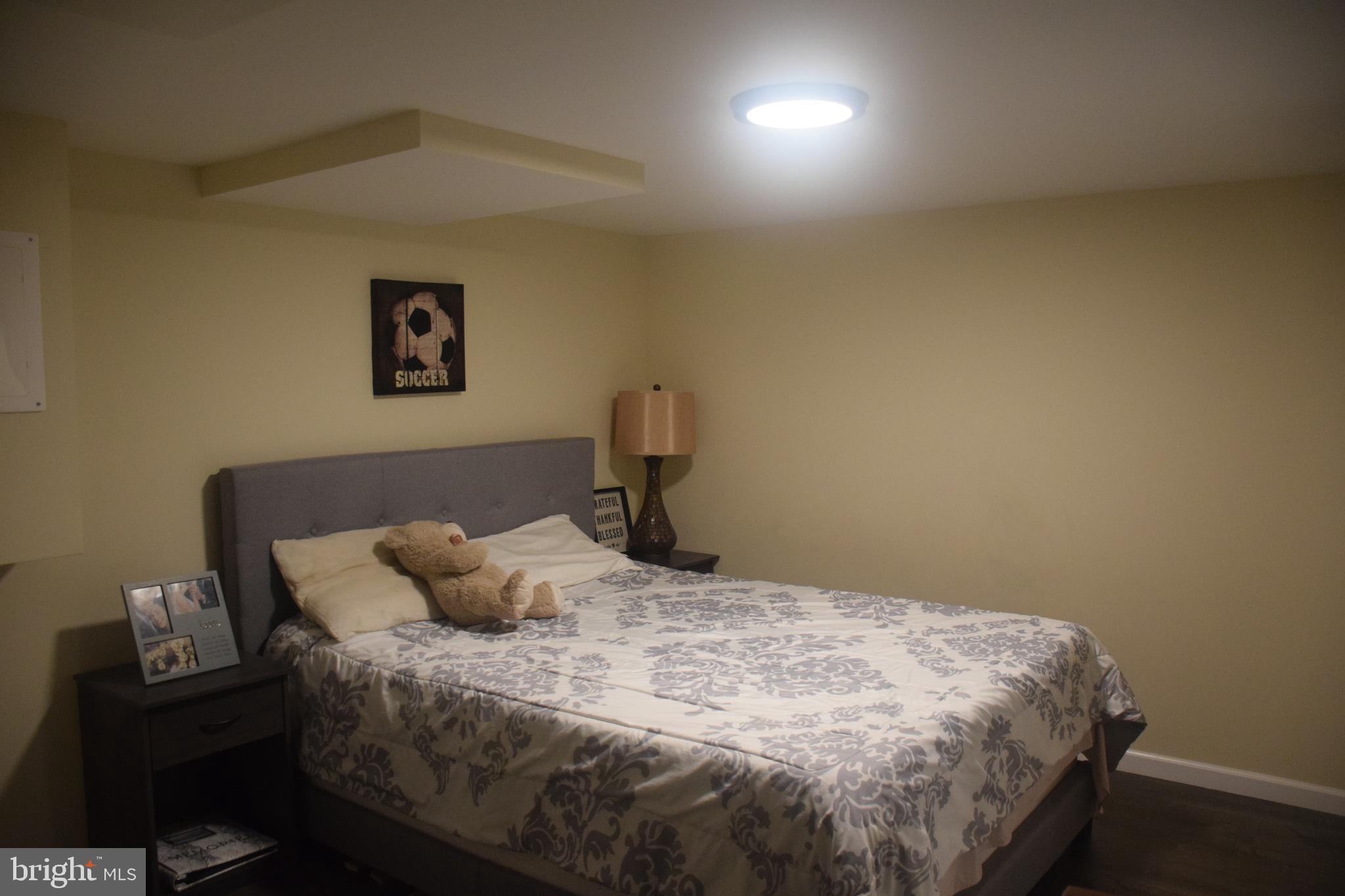 6229 Catalpha Road Baltimore, MD 21214 - Photo 26 of 37