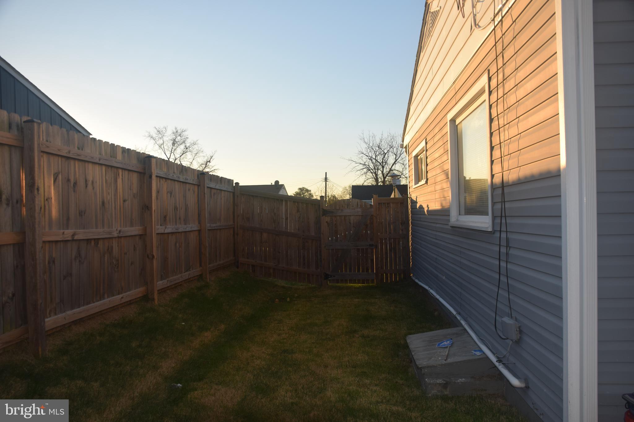 6229 Catalpha Road Baltimore, MD 21214 - Photo 33 of 37