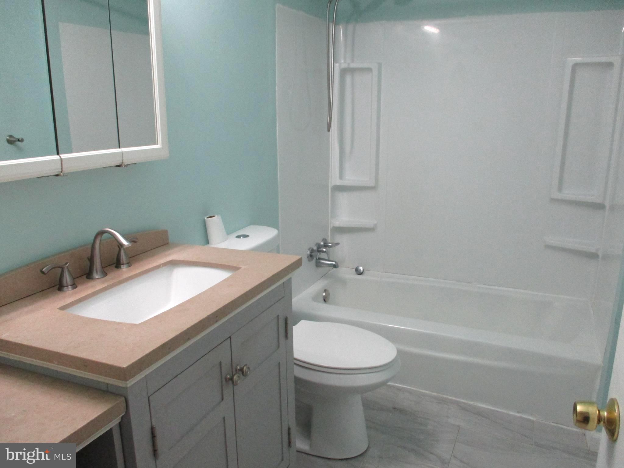 7 Eric Road Mullica Hill, NJ 08062 - Photo 6 of 26 Gallery Image 6