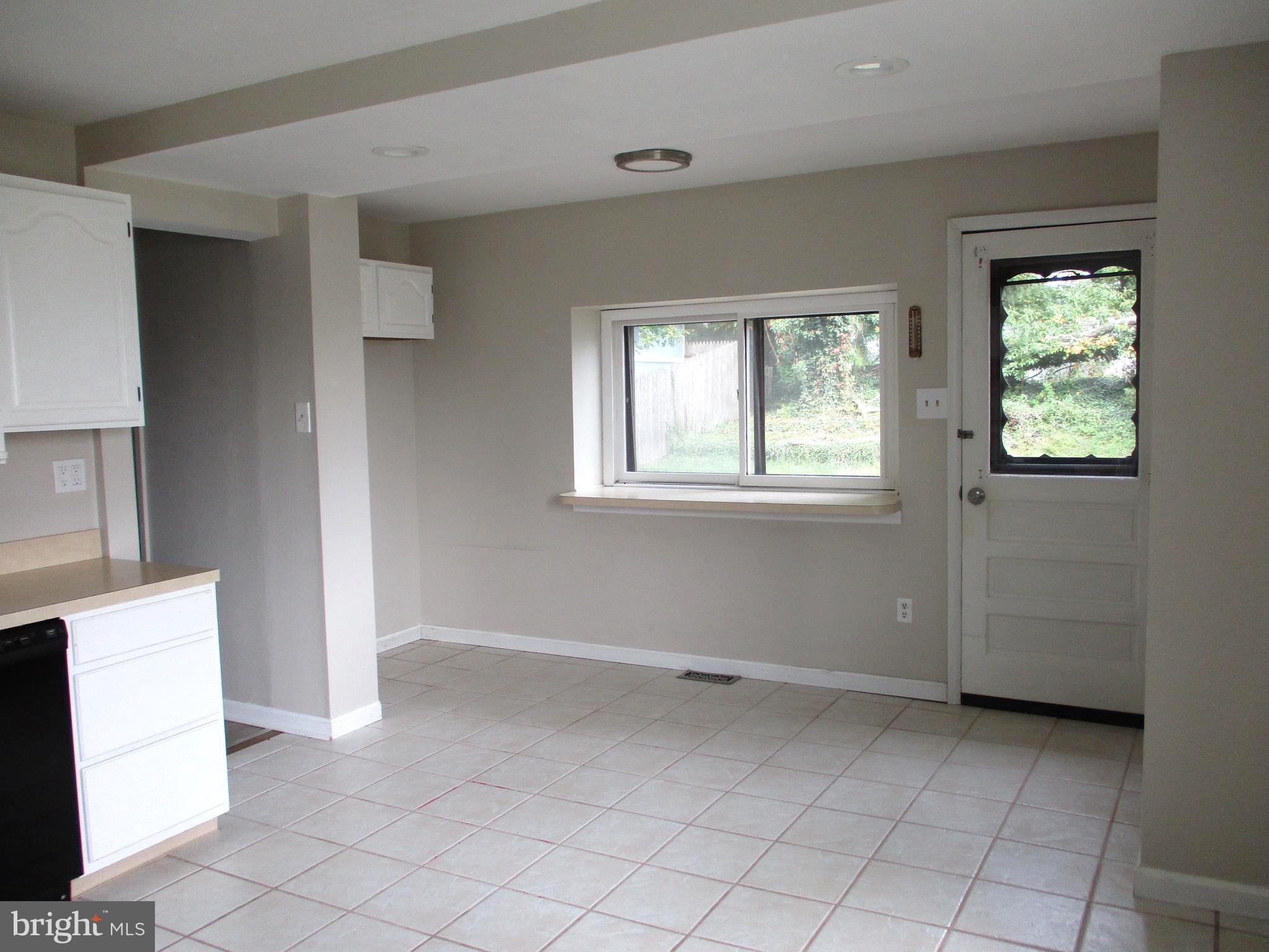 7 Eric Road Mullica Hill, NJ 08062 - Photo 10 of 26 Gallery Image 10