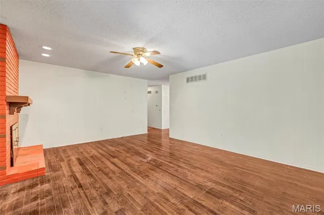 $365,000 | 1115 Dutch Mill Drive, Ballwin, MO 63011