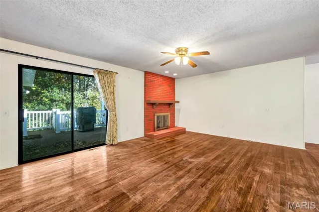 $365,000 | 1115 Dutch Mill Drive, Ballwin, MO 63011