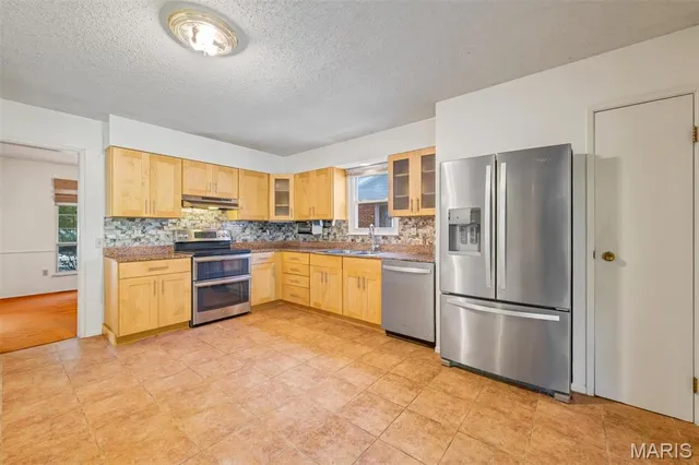 $365,000 | 1115 Dutch Mill Drive, Ballwin, MO 63011