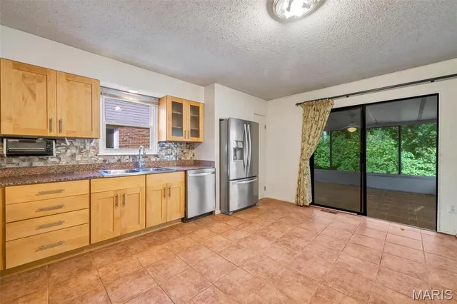 $365,000 | 1115 Dutch Mill Drive, Ballwin, MO 63011