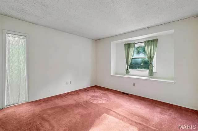 $365,000 | 1115 Dutch Mill Drive, Ballwin, MO 63011