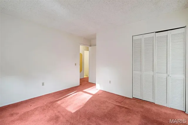 $365,000 | 1115 Dutch Mill Drive, Ballwin, MO 63011