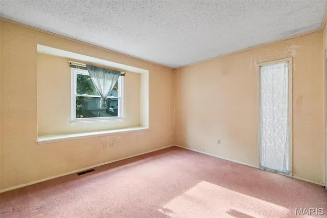 $365,000 | 1115 Dutch Mill Drive, Ballwin, MO 63011