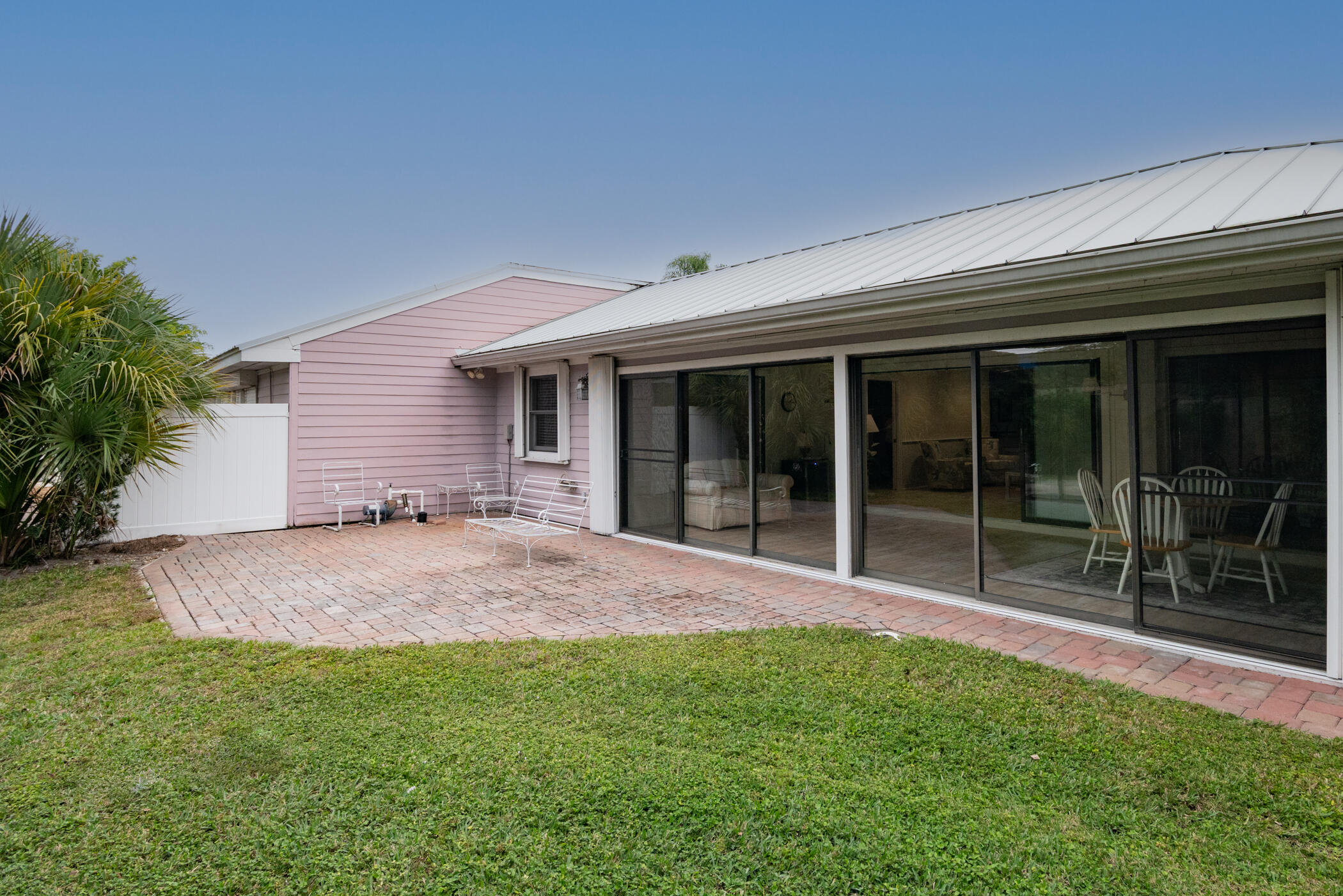 2918 Southeast Fairway West, Unit 13 Stuart, FL 34997 - Photo 29 of 35 © Clark-2918 SE Fairway West-026